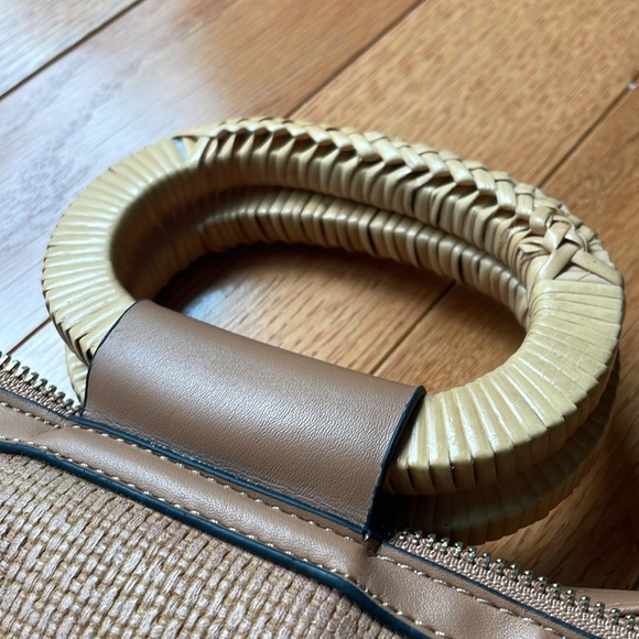 Adjustable Target backpack - Picture 3 of 9